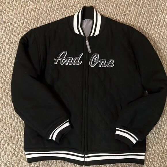 And 1 Retro Diamond Quilted Bomber Jacket. No tag will include measurement. - Picture 2 of 9